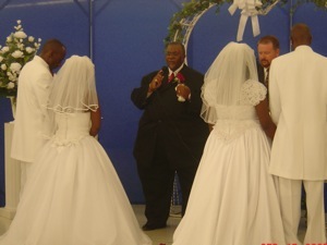 Double wedding after Katrina Double wedding after Katrina